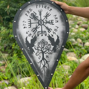 Viking Norse Wooden Shield - Vegvisir & Ravens Design - Wooden Shield for Cosplay, LARP - Medieval Nordic Shield - Best Gift For Him