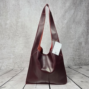 Handcrafted Bordeaux Leather Bag with Removable Clutch - Made in Italy - Magnetic Closure - Handmade Shoulder Shopper - With Dustbag