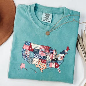 Comfort kleuren shirt Amerika kaart, retro shirt VS, shirt bijbelvers VS kaart, shirt bloemen Amerika, shirt Independence, shirt 4 juli
