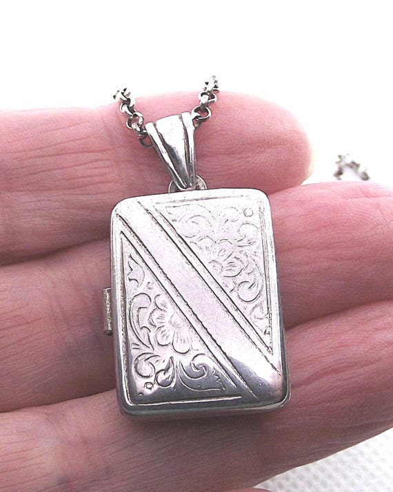 Vintage silver locket and chain, rectangular art … - image 3