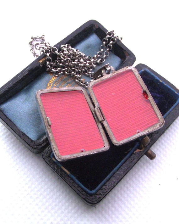 Vintage silver locket and chain, rectangular art … - image 5