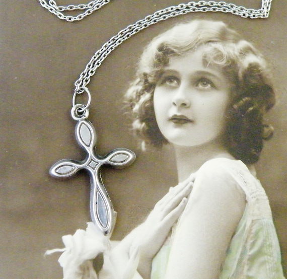 フランス製シルバークロスアンティーク、刻印入りシルバー、18インチ