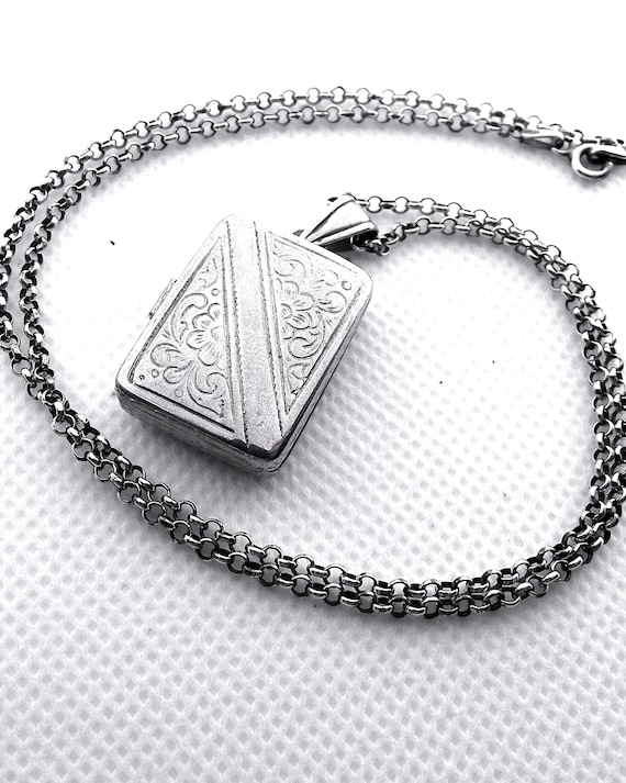 Vintage silver locket and chain, rectangular art … - image 2
