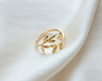 Gold Leaf Branch Ring, Gold Leaf Rings, Branch Ring, Adjustable Ring, Statement Ring, Greek Goddess Jewelry, Gift for Her