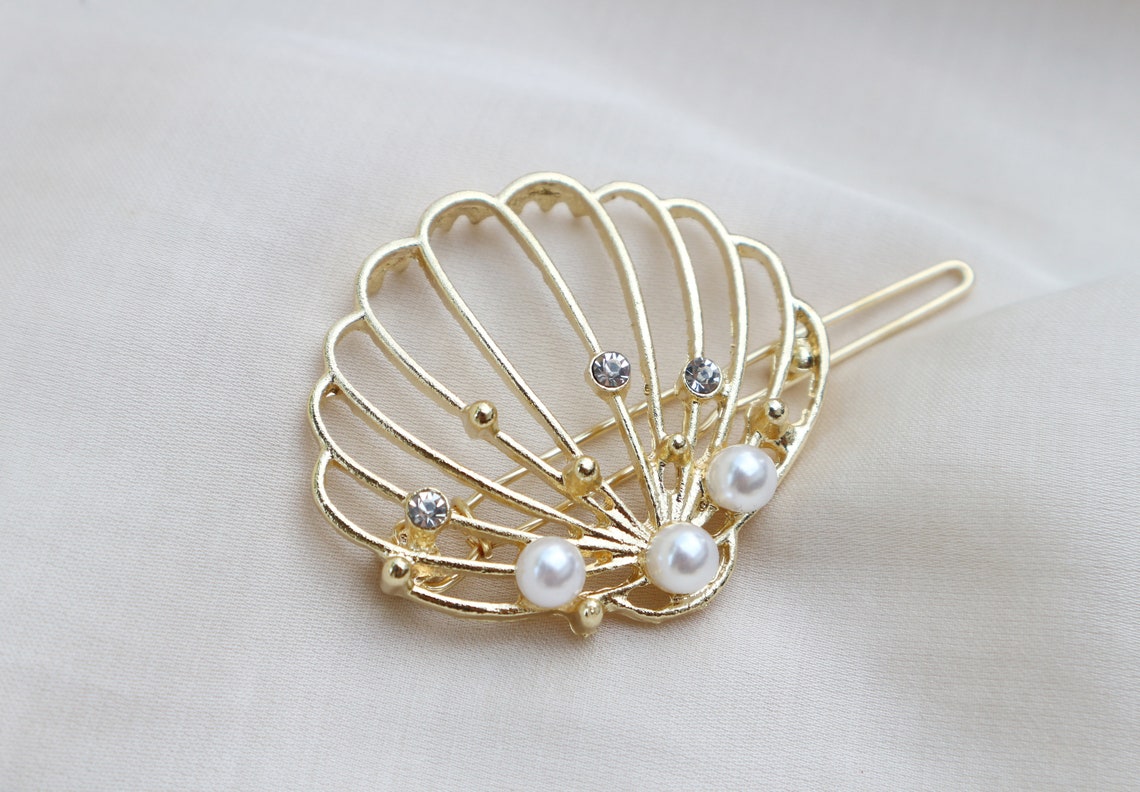 Mermaid clam shell hair clip Beach Shell Hairpiece Marine Etsy