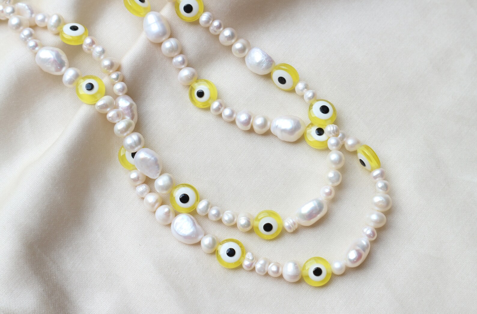 Evil Eye Pearl Choker Necklace main image 0