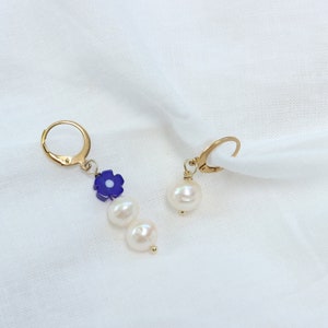 Pearl Drop Earrings, Royal Blue Millefiori Flower Earrings, Mismatched Pearl Earrings, Dainty Flower Earrings, Pearl Huggie Hoops