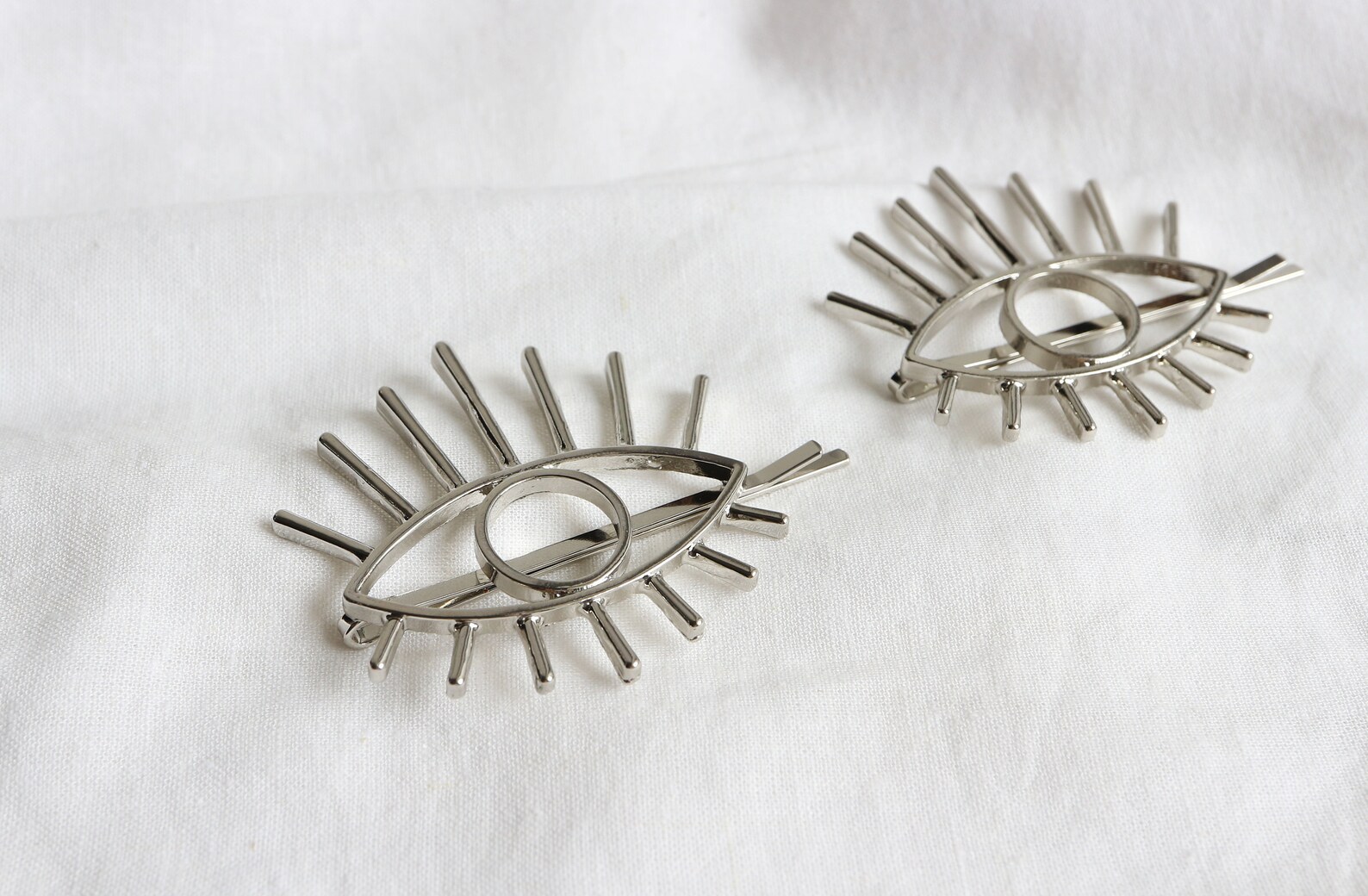 Eye Statement Hair Clip Eye Shaped Hair Slide Evil Eye Hair Etsy