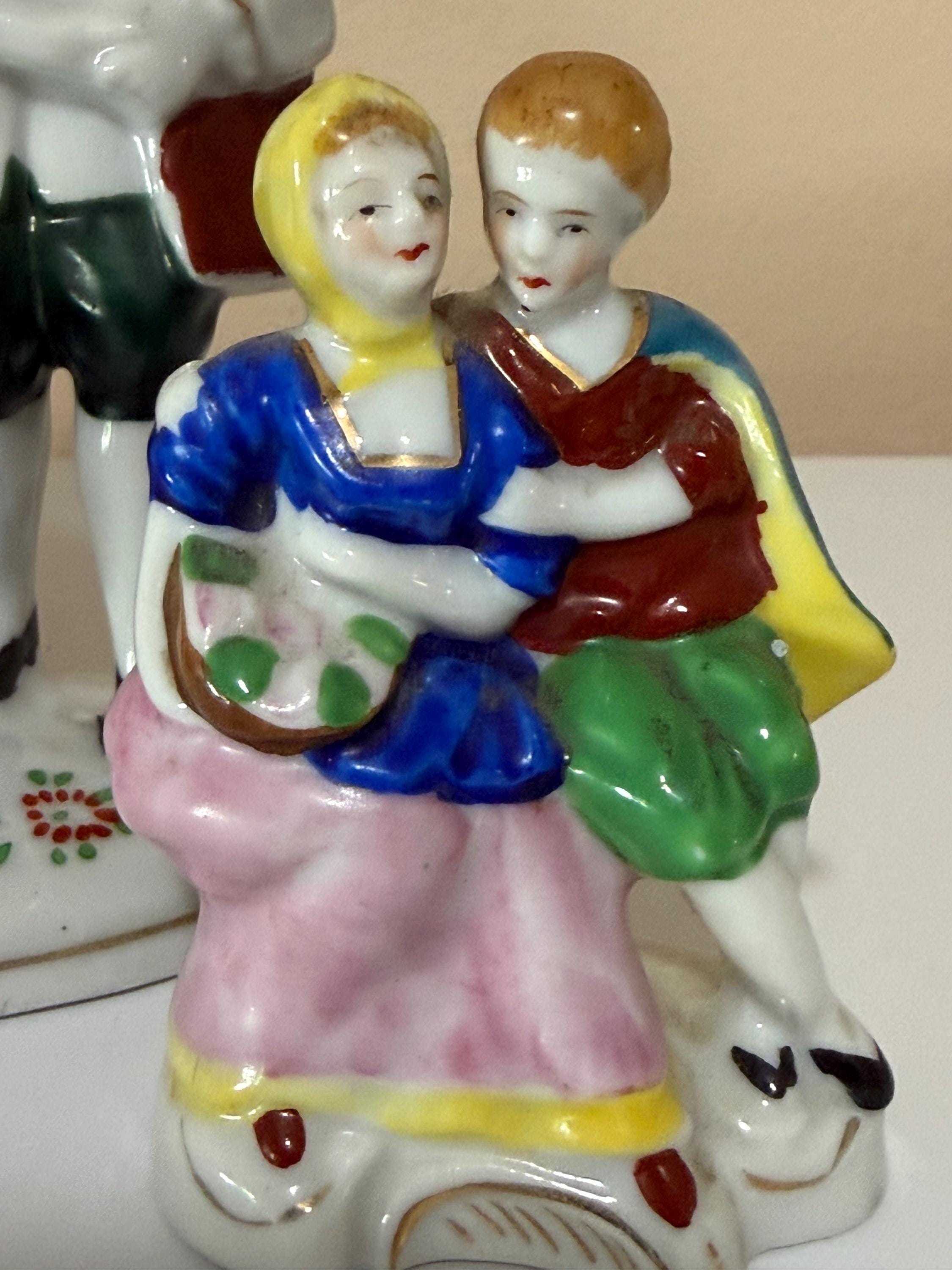 Pair Occupied Japan Figurines - Colonial Courting Couples - Porcelain image 4