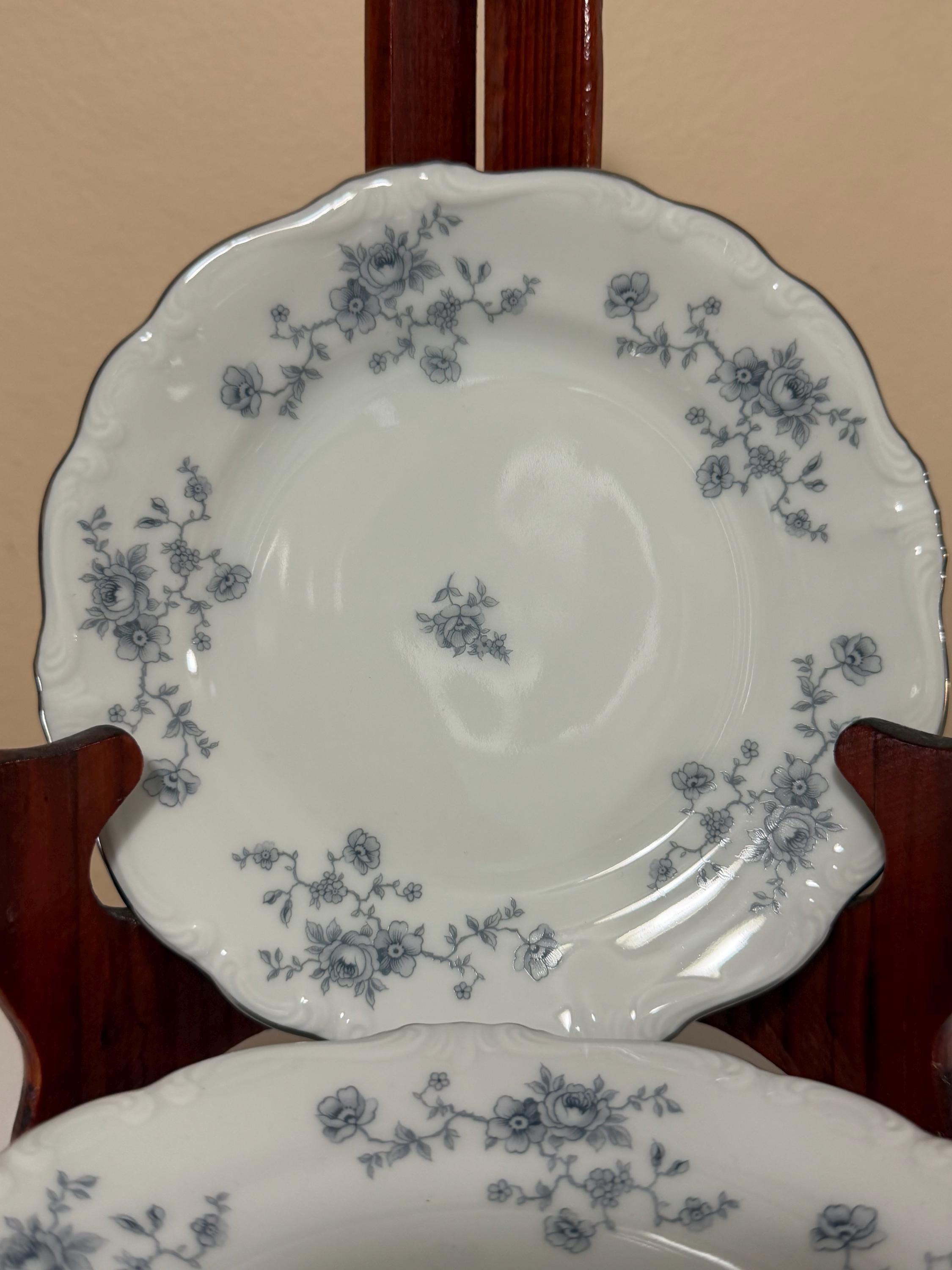 MINT Johann Haviland Blue Garland Bread Plates – 6 Inch Set of 4 (Bavaria Backstamp)