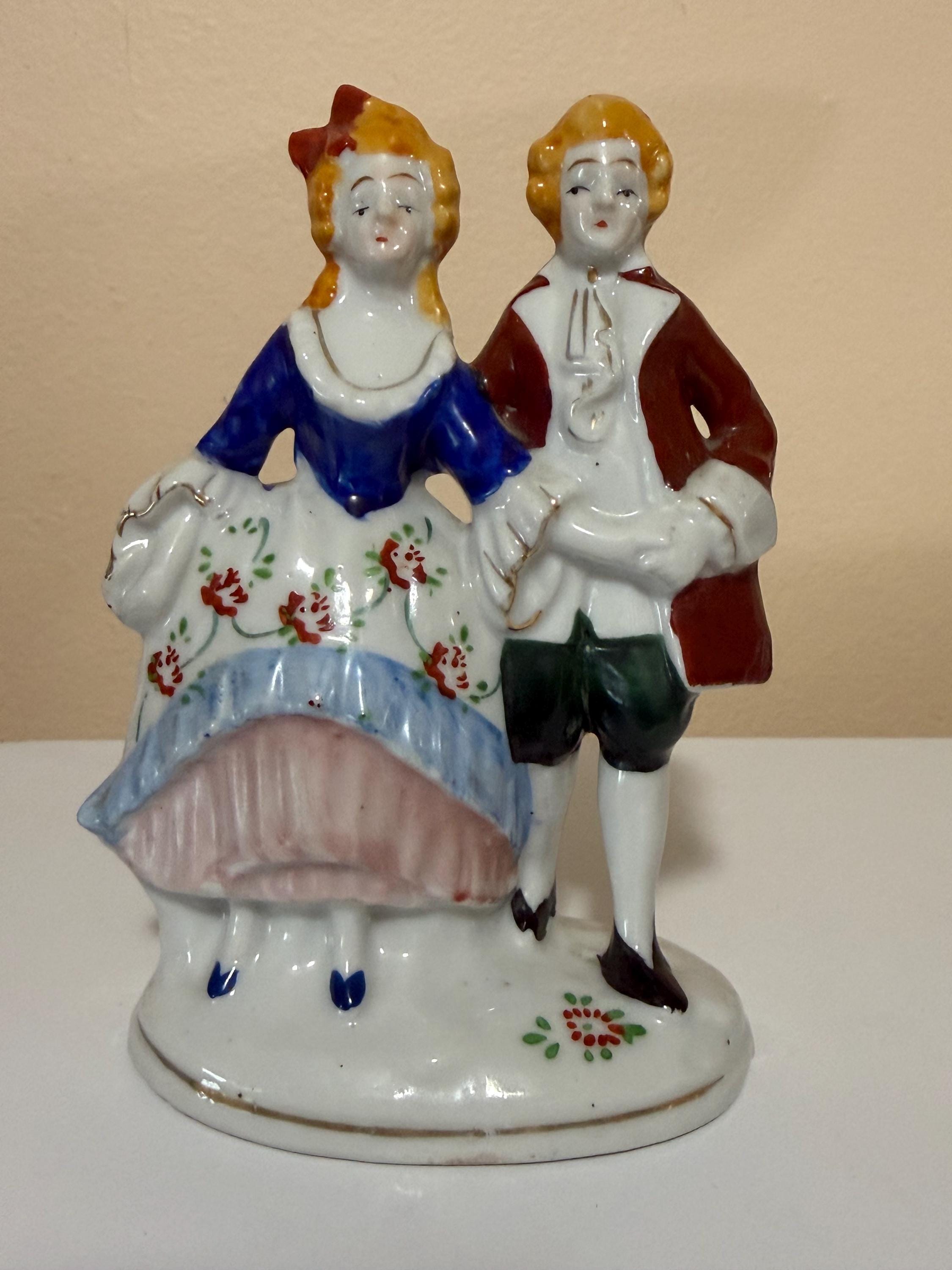 Pair Occupied Japan Figurines - Colonial Courting Couples - Porcelain image 9