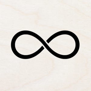Könnte beinhalten: Ein schwarzes Unendlichkeitssymbol auf hellem Holzmaserungshintergrund. Das Symbol, eine durchgehende Schleife, steht für Ewigkeit oder unbegrenzte Möglichkeiten. Das Design ist schlicht und modern, geeignet für verschiedene Anwendungen.