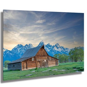Morman Barn, Grand Teton National Park, Wyoming, Sonnenaufgang, historische Scheune, Scheune, Landschaft