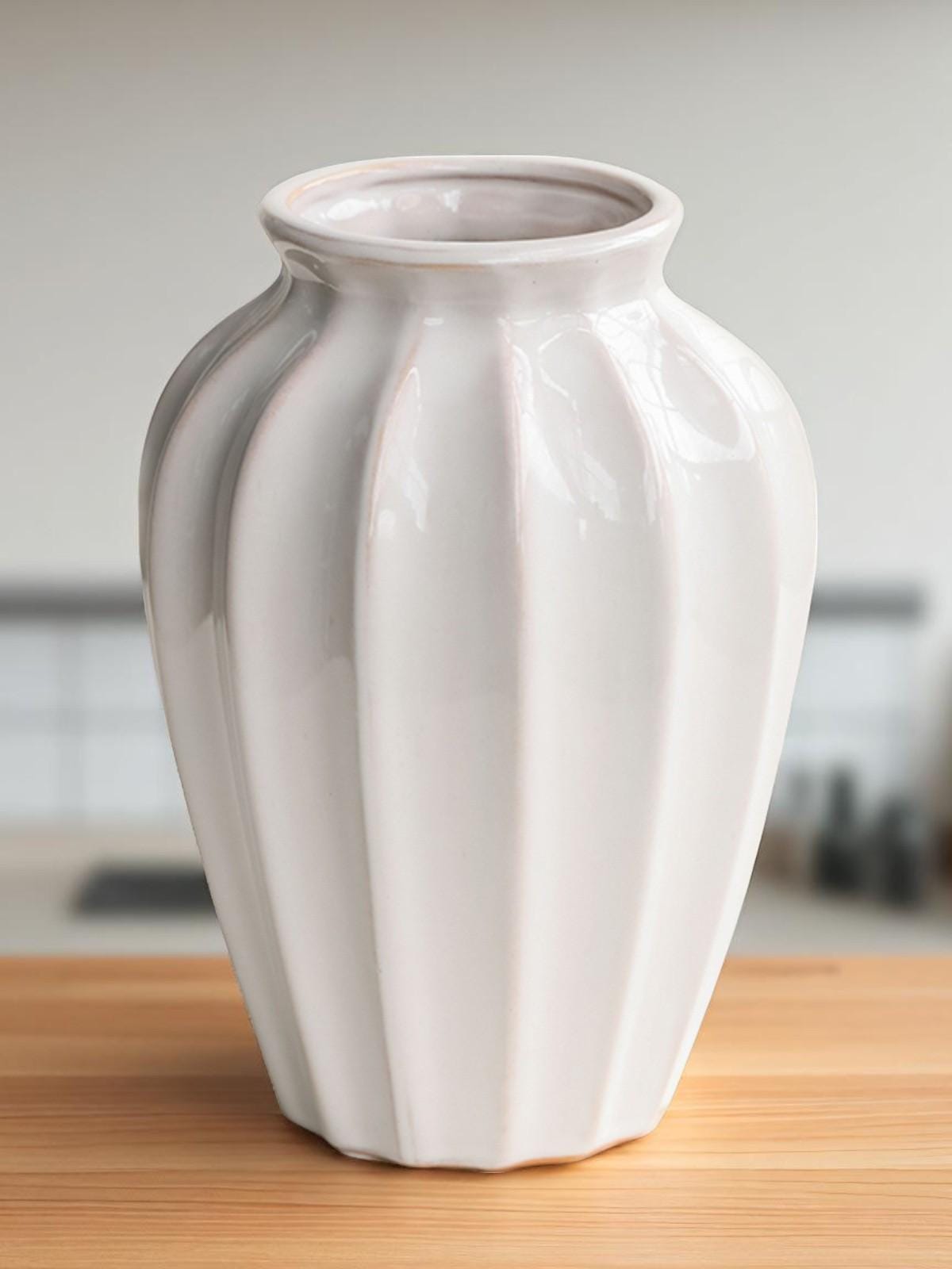 シンプルな北欧風陶器の花瓶セット、白、室内装飾、花瓶、オフィス空間
