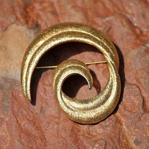 Jahrgang Golden Plume Brosche