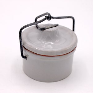 Braniff International First Class Cheese Crock - No BI Logo