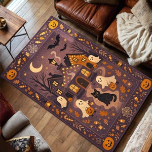 気まぐれなハロウィンラグ、黒猫とお化け屋敷でトリック・オア・トリートをする幽霊、不気味なゴシックルームの装飾に最適な紫色の魔女風秋カーペット 画像 2