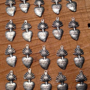 20 Antiqued Silver Milagro Sacred Heart Charms: Mexican Ex Votos