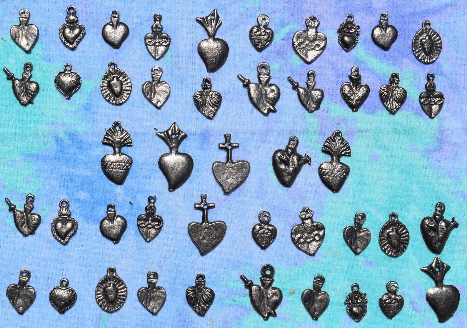 Hearts Milagros Charms 50 Milagro Charms Antiqued Silver Tone Etsy