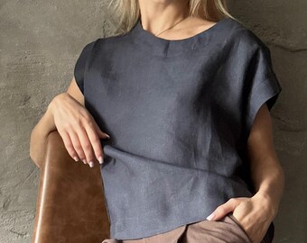 Klassisches LINEN Kurzarm-Top. Lockere Passform, europäisches Bio-Leinen-T-Shirt. Personalisierbar, verschenkbar, weich gewaschen, mit Stickerei