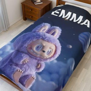 Labubu personalisierte Decke mit Labubu, Labubu-Accessoire, Labubu-Hausgeschenke, Geschenk für Labubu-Liebhaber, lustige Labubu-Decke für Kinder