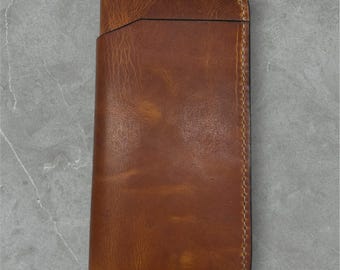 1881 6 Oz Horween Dublun, Ritza Tiger Thread White Wallet