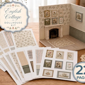 Könnte beinhalten: Ein English Cottage Puppenhaus-Bausatz mit einem Miniaturzimmer inklusive Kamin, Blumen-Tapete und Wandvertäfelung. Das Set enthält 22 Seiten mit bedruckten Bögen, die verschiedene Tapetenmuster und gerahmte Kunstdrucke zum Basteln bieten.