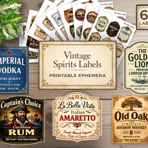 Könnte beinhalten: Eine Sammlung von 63 Etiketten für Spirituosen im Vintage-Stil mit verschiedenen Designs für Wodka, Gin, Rum, Amaretto und Bourbon Whiskey. Die Etiketten enthalten Texte wie Imperial Vodka, The Golden Lion, Captain's Choice und Old Oak Bourbon Whiskey.