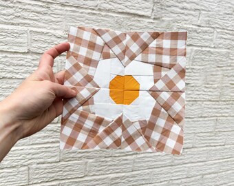 Daisy Flower Quilt Block Pattern: Foundation Paper Piecing (FPP) - 5 Sizes (Digital Download)