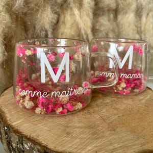 Personalized double-walled glass mug with dried flowers – Gift for teacher, godmother, mom, nanny – Mug with first name or sweet message