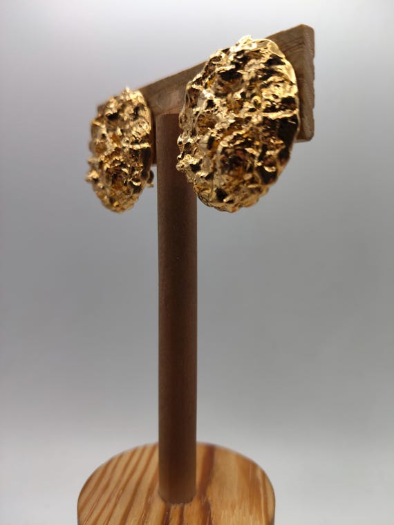 Pendientes vintage de clip chapados de oro View 2