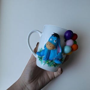 Taza de cerámica tridimensional hecha a mano con forma de globo de Eeyore en 3D, taza de café blanca con dibujos animados, taza de té con un personaje adorable, taza de arcilla de 10 cm, regalo para niños y fanáticos.