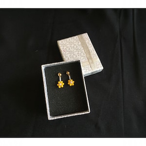 Handmade Crystal Beaded Flower Earrings – Gold Plated Accessories, Miniature Floral Jewelry, Delicate Gift for Her