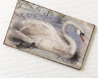 Miniature 1:12 Scale Vintage Look Swan Wall Decor for Dollhouse