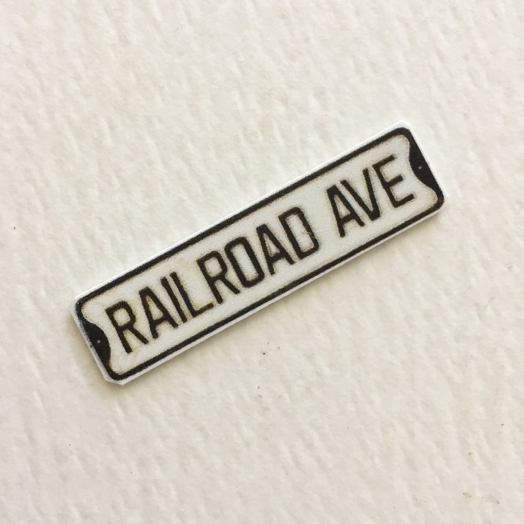 Mini Train Sign Miniature Street Sign Railroad Avenue for Dollhouse or Train Set - Etsy