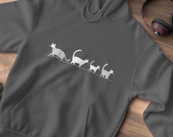 Gemütlicher Hoodie aus strapazierfähiger Baumwolle mit einem Aufdruck von Katzen in einer Reihe – eine tolle Geschenkidee für Katzenliebhaber, weich und bequem.