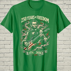 Funny Lincoln Playing Guitar Shirt, Retro 250 Years Of USA Freedom Apparel, 1776 To 2026 Patriotic 4th Of July Gift For Musician afbeelding 6