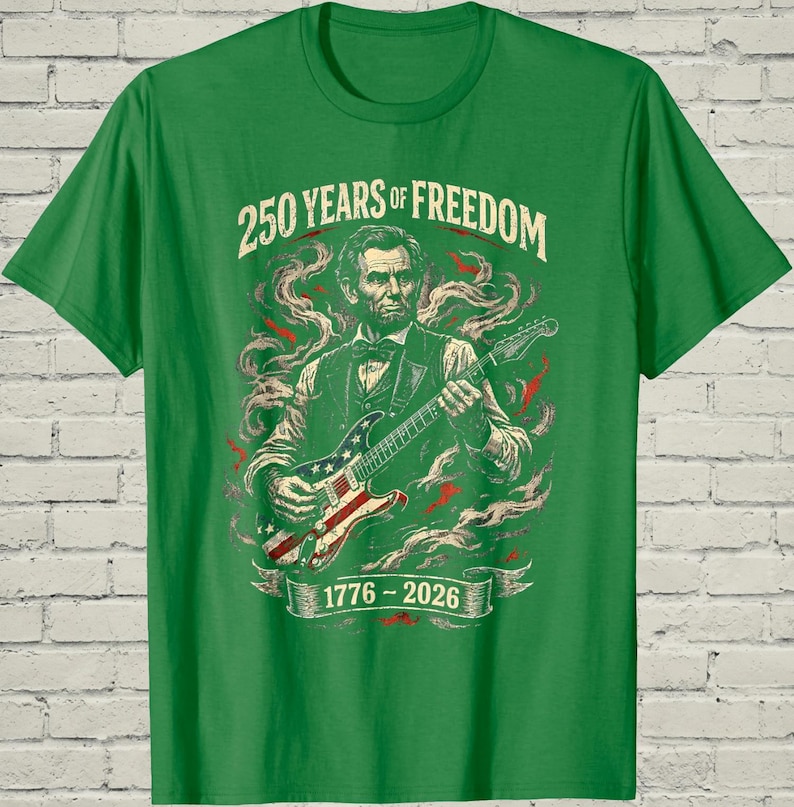 Funny Lincoln Playing Guitar Shirt, Retro 250 Years Of USA Freedom Apparel, 1776 To 2026 Patriotic 4th Of July Gift For Musician afbeelding 6