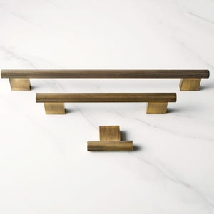 Gerändelte gealterte Messinggriffe, industrielle moderne Schrankbeschläge, rustikale Küchengriffe, antike Messingschubladengriffe, Schranktürgriffe