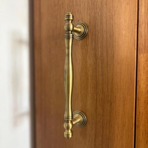 Antique Brass Cabinet Pulls, Classic European Cabinet Hardware, Heritage Kitchen Handles with Rosette Backplates