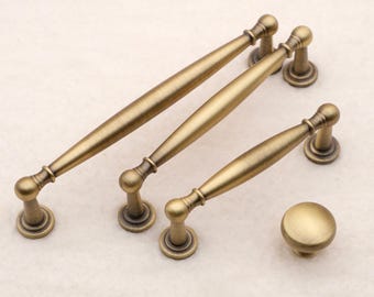 Antique Brass Cabinet Pulls, Vintage Style Drawer Handles, Classic Kitchen Cabinet Hardware