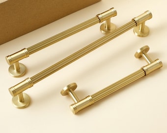 Maniglie per mobili moderne in ottone spazzolato, maniglie per cassetti scanalate di design architettonico, ferramenta per mobili in ottone massiccio