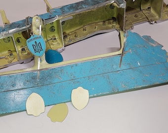 Su-34 Fighter Jet Skin Keychain