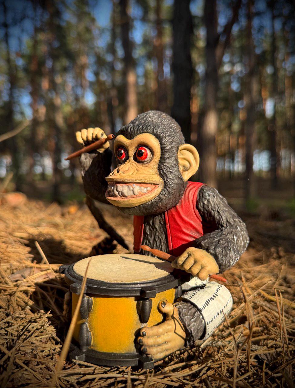 Stephen King's the Monkey Figurine: Creepy Horror Decor, Halloween