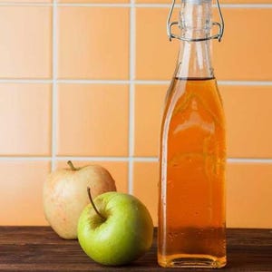 Organic Apple Cider Vinegar: Raw & Unfiltered, Naturally Fermented