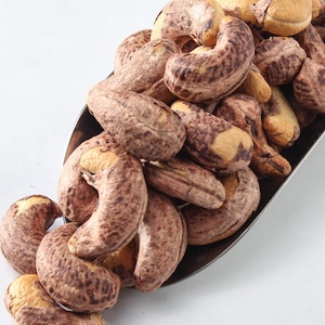 Natural Roasted Cashew Nuts with Shell – Crunchy Snack – Premium Quality Exotic Cashews – Vegan Nuts – Pure & Crunchy Cashew