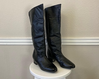 Vintage Boots, Black Leather 80s Tall Boots US Women Shoe Size 8,