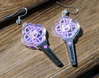 K-Pop Light Stick Acrylic Earrings: Hand-Painted Iridescent Fandom