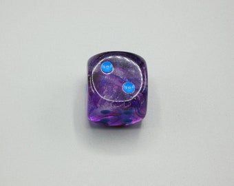 30mm Nebula Nocturnal Glow-In-The-Dark D6 Die with Blue Pips (Single)