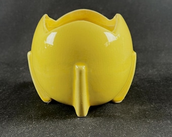 Vintage 1930-40s Nelson McCoy Art Pottery Yellow Tulip Planter Vase #29 Art Deco